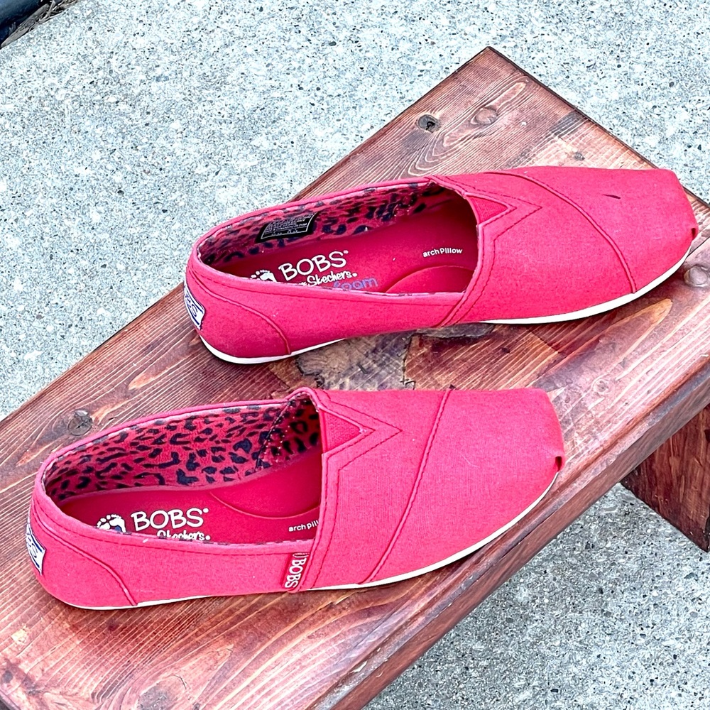 ❤️MAKE OFFER❤️Skechers BOBS slip on shoes❤️